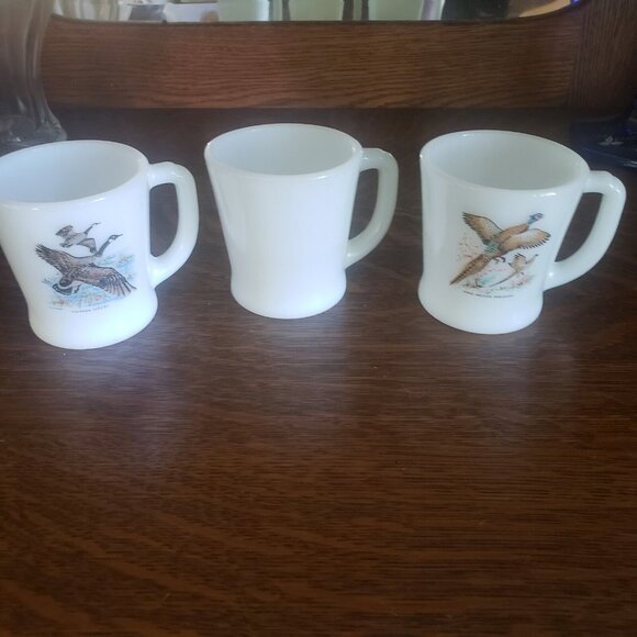 Set 3 Vtg Fire King Oven‎ Ware Rooster Pheasant Canada Goose Mug Cup Milk Glass - Picture 1 of 10
